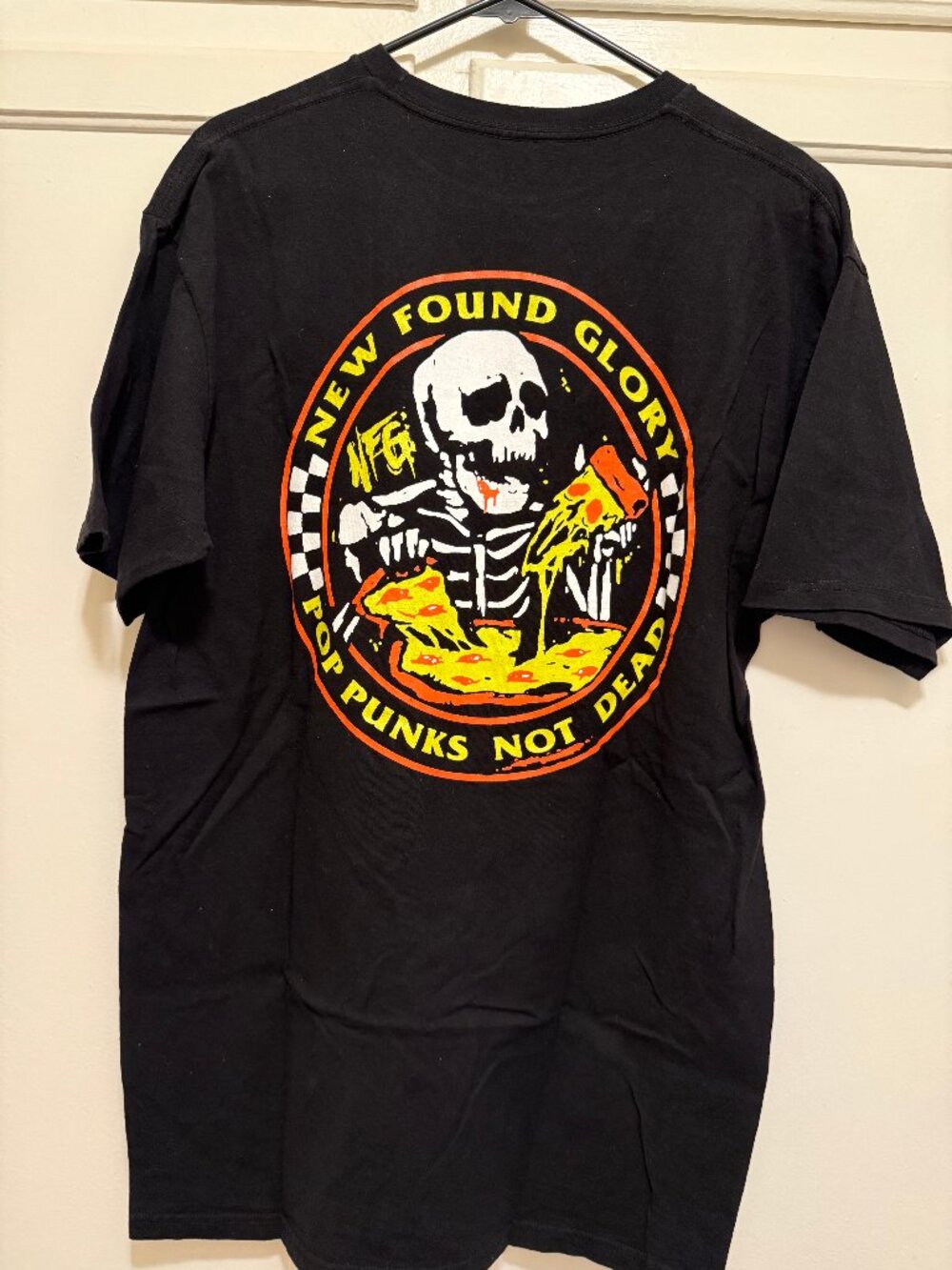 New Found Glory Pop Punk's Not Dead Pizza Tee Size L